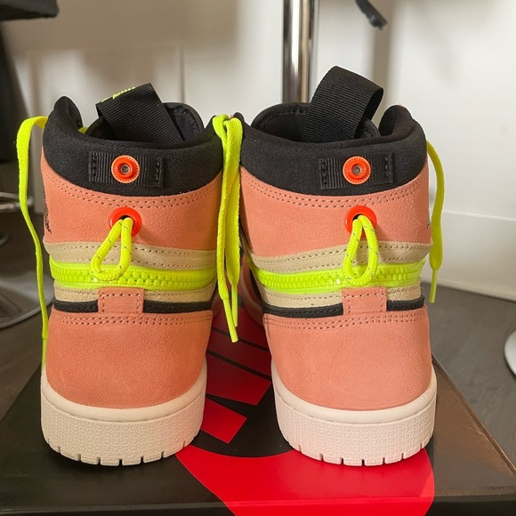 NIB Air Jordan 1 - Picture 5 of 7